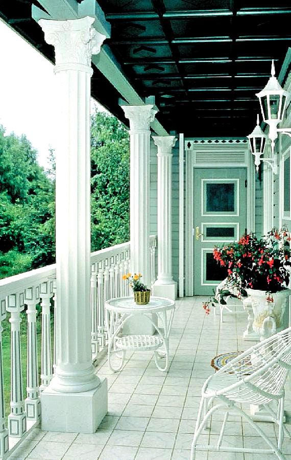 Example of an ornate patio design in New York