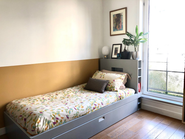 Une chambre d'ado red&eacute;cor&eacute;e modern-kinderzimmer