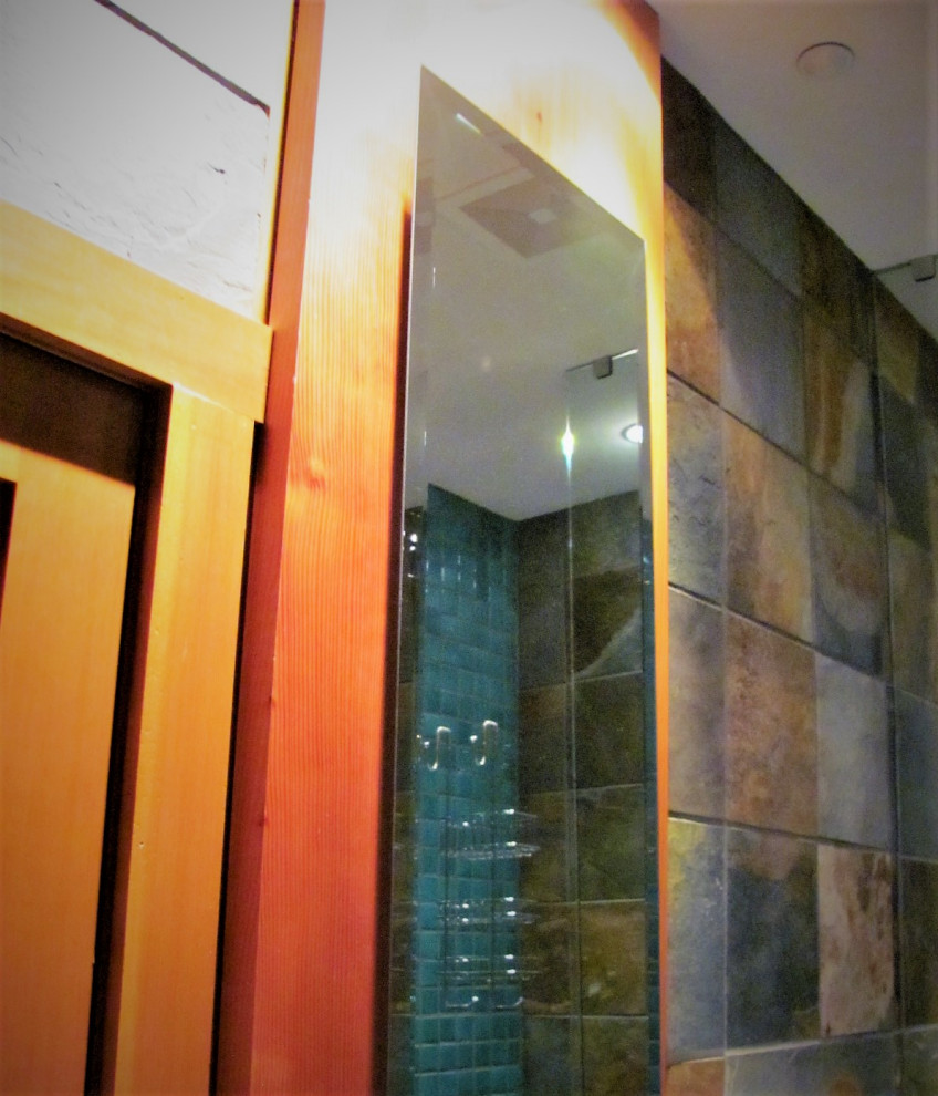 Bathroom - rustic master multicolored tile and stone tile bathroom idea