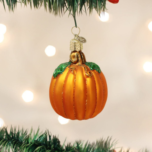 Old World Christmas Glass Blown Ornament Pumpkin (#28046) - Traditional ...