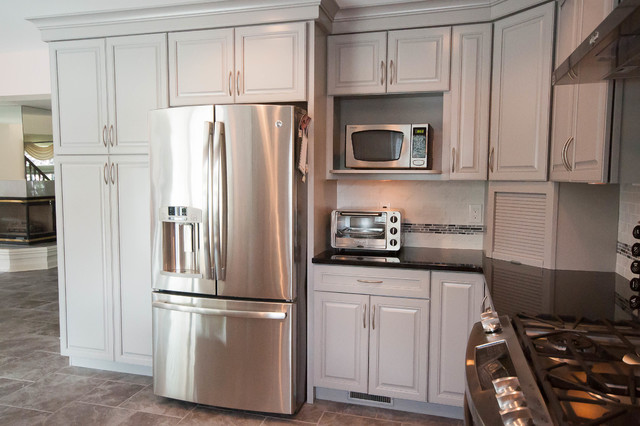 Custom Kitchen modern-kueche