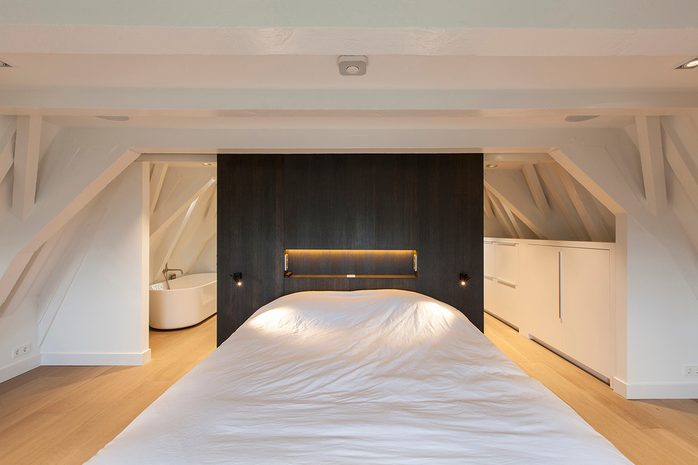 Modernes Schlafzimmer in Amsterdam
