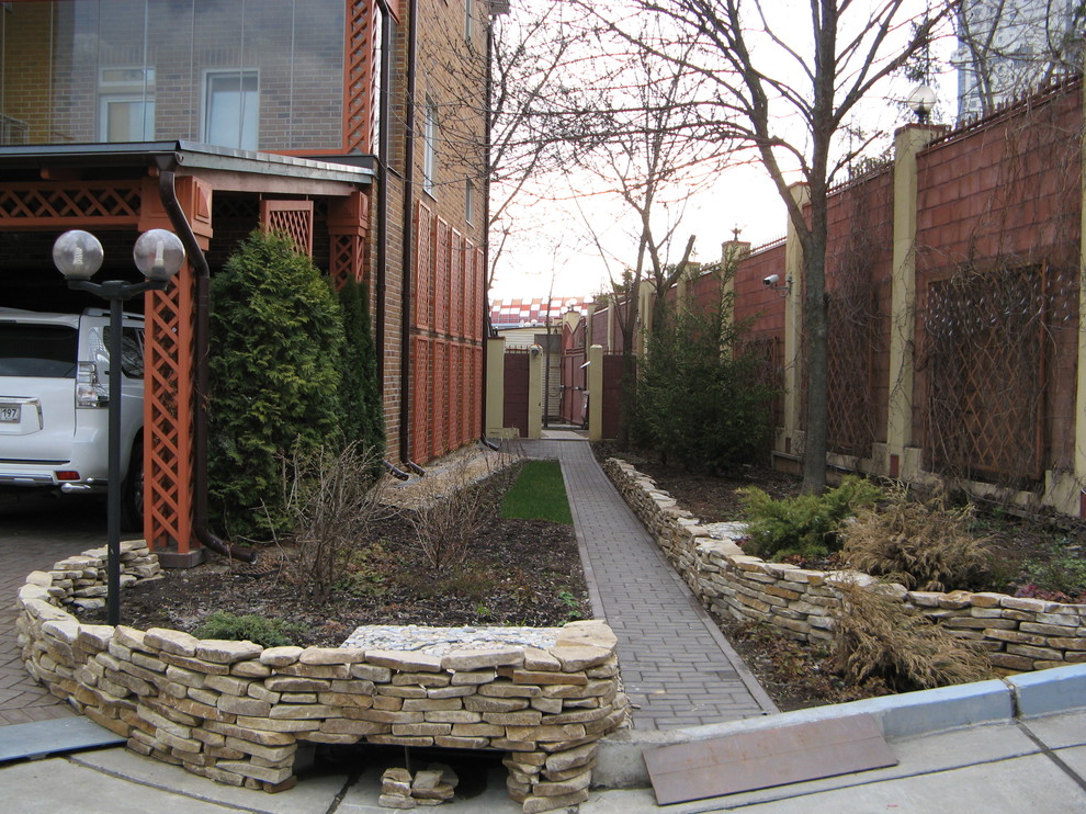 Вторая подпорная стенка