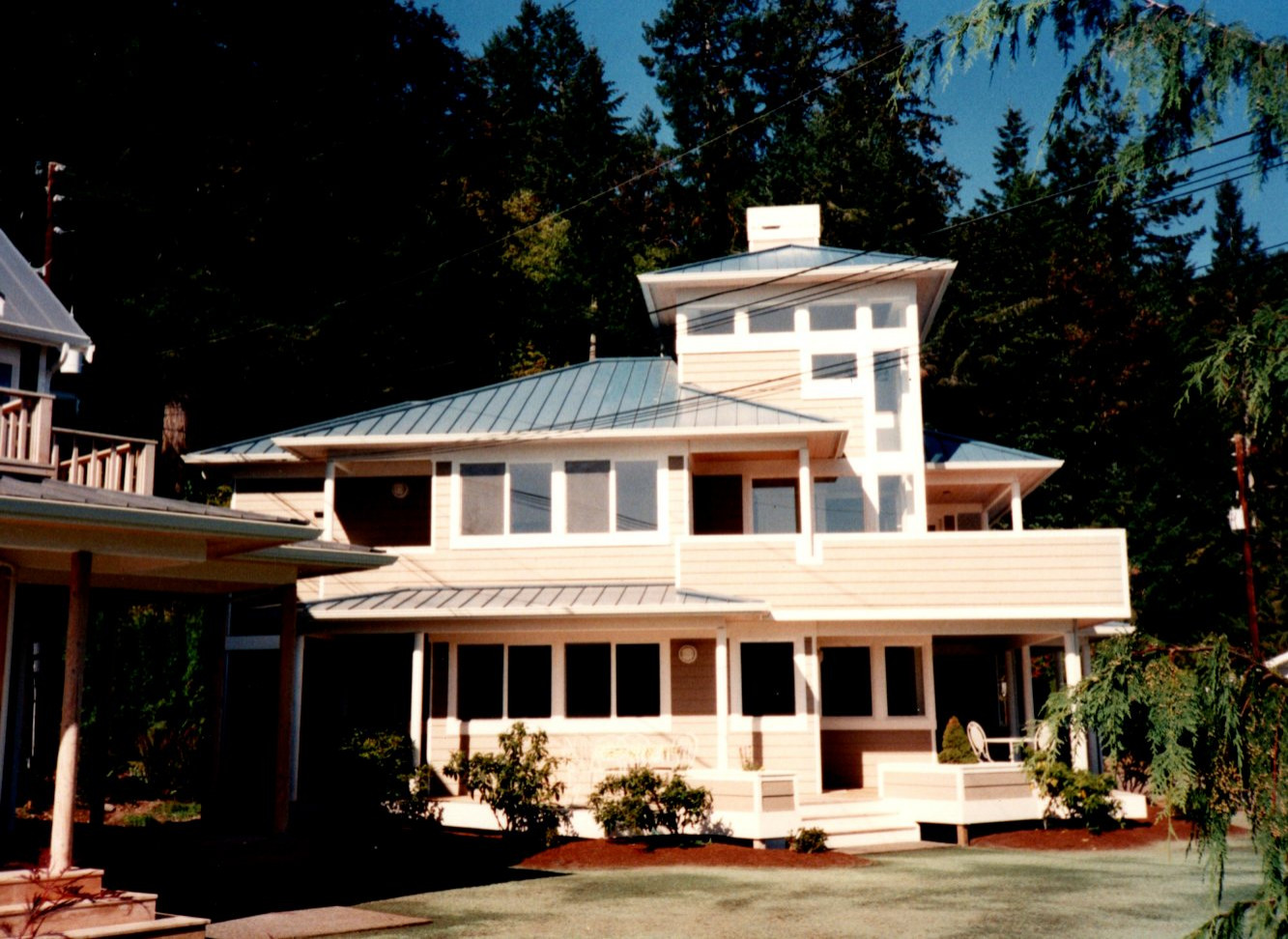 Axter Residence