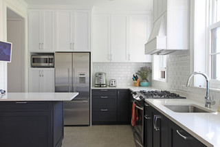 white kitchens with dark lowers 4