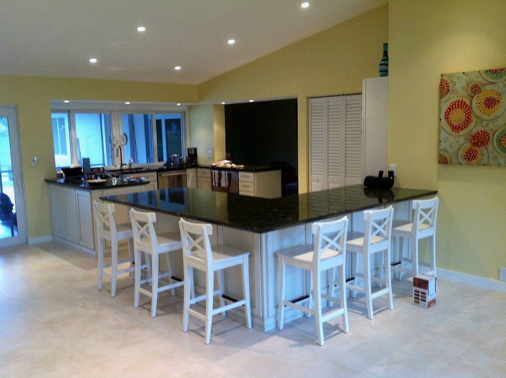 Example of a transitional kitchen design in Miami