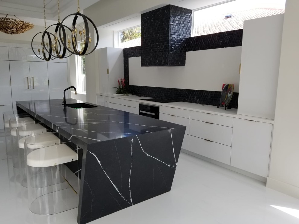 Ultra Modern Black & White Kitchen Modern Kitchen Miami by