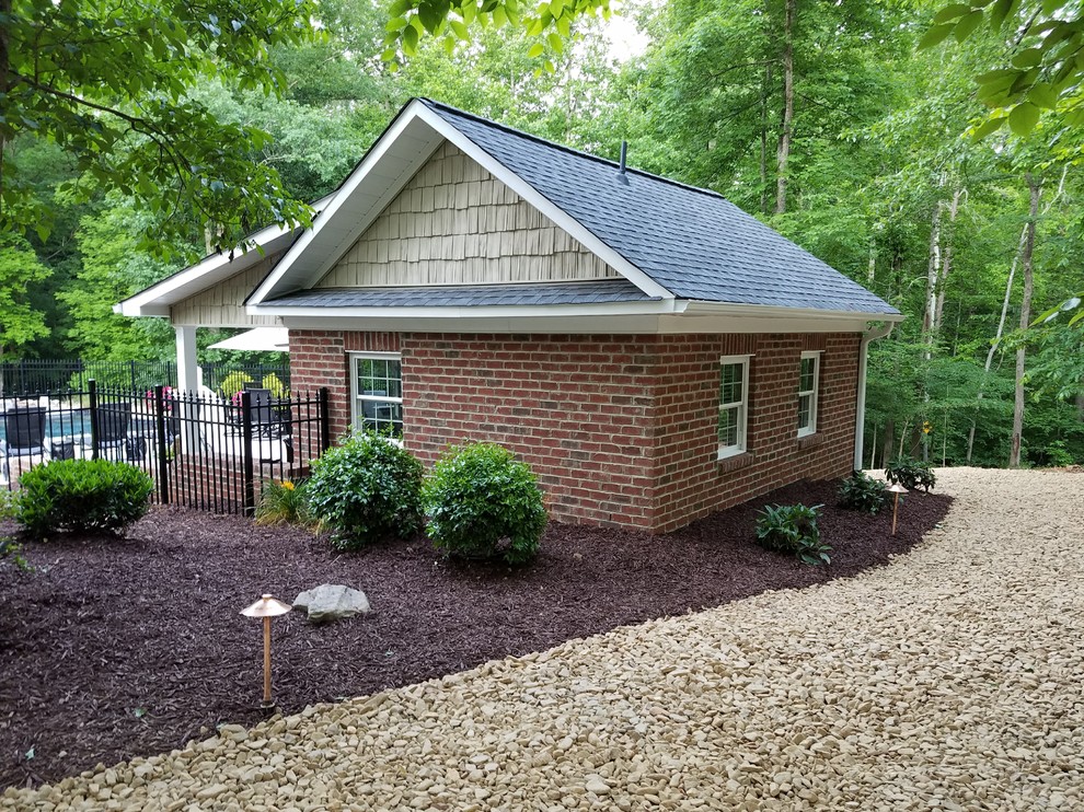Pool house - backyard pool house idea