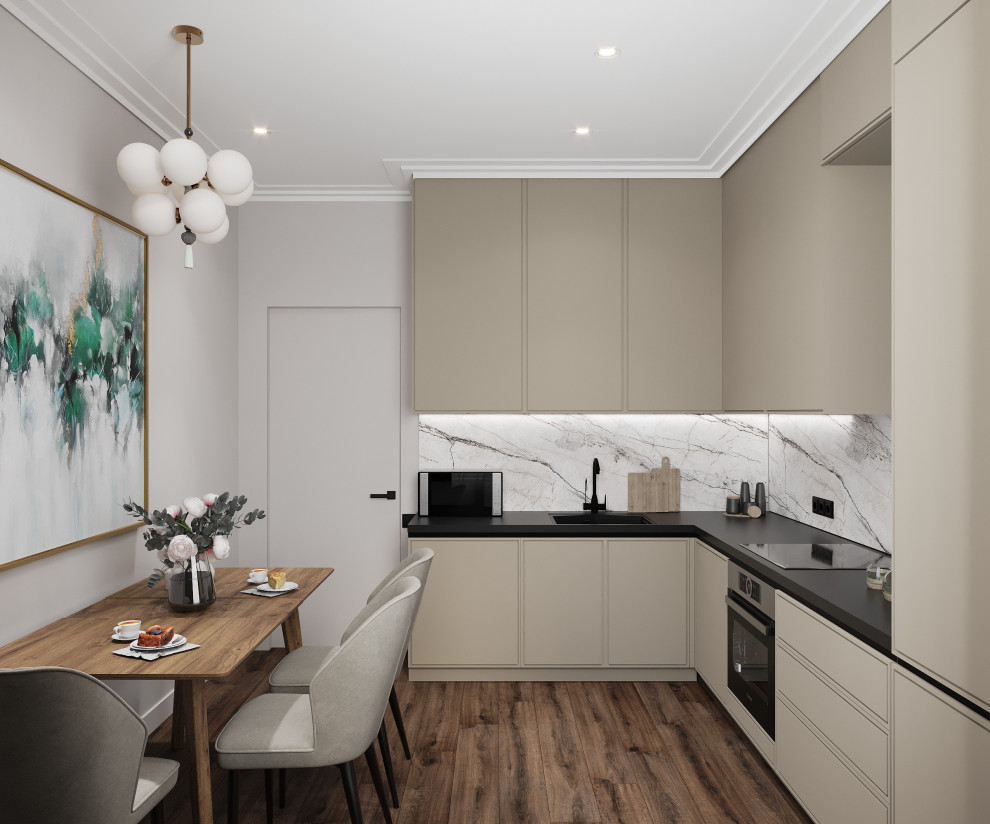 8275BE25-BDAB-4C11-A012-BC7D4C0F8958