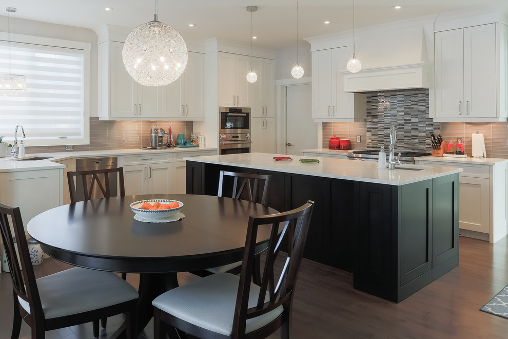 Transitional kitchen photo in Calgary
