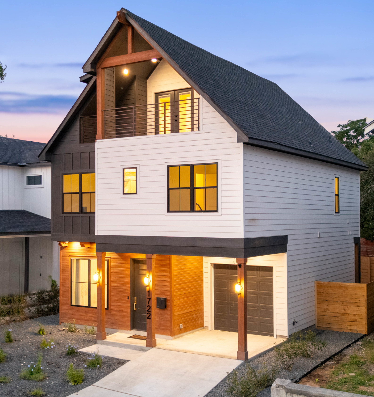 1722 N Olive