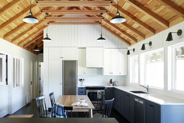 Island Cabins country-kitchen