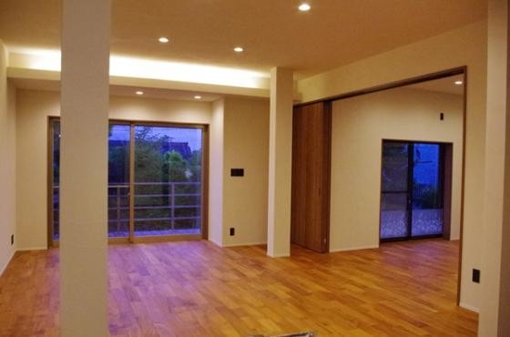 古きを残し、心地良い住まいづくりの大型リノベ！＜LD編＞ shabby-chic-style-wohnbereich