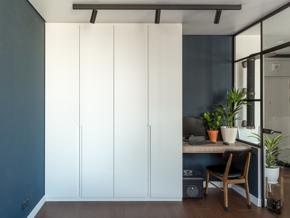 Синяя кухня и шкаф ЖК Преображение