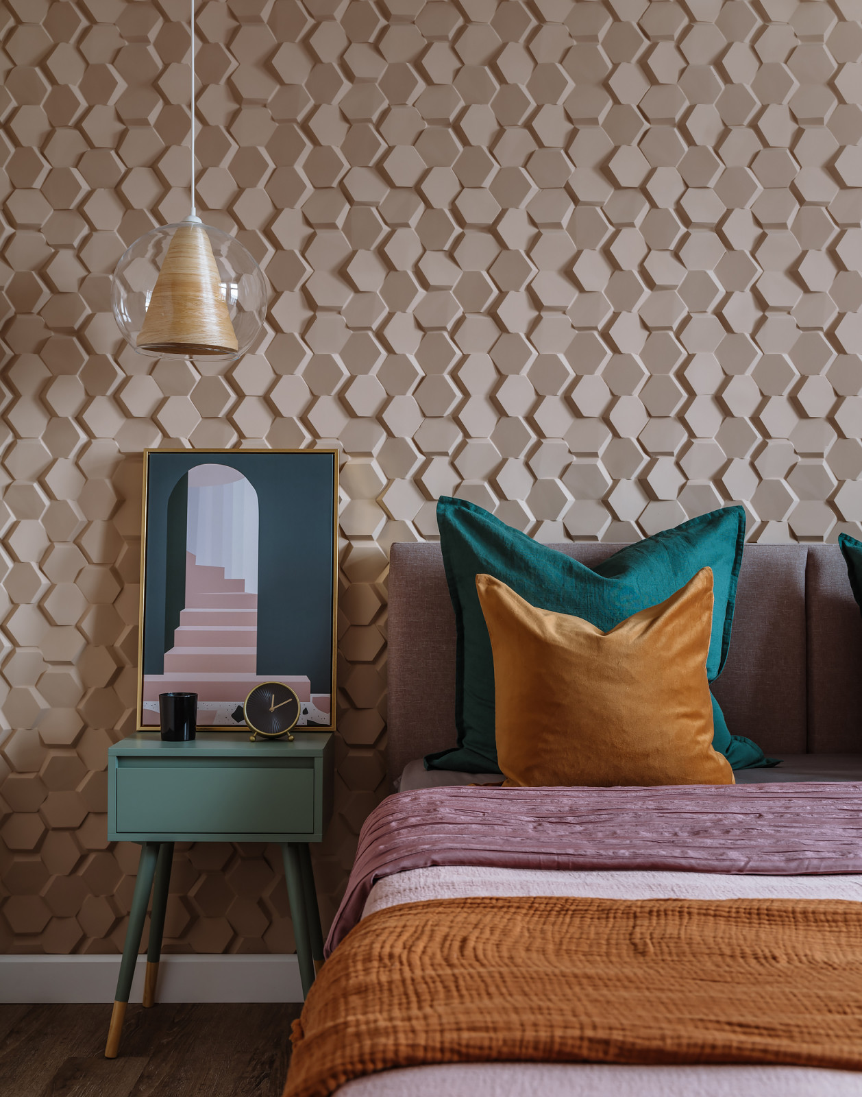 "Немного яркости в скандинавском интерьере"