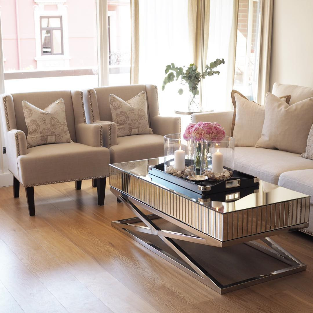 гостиная в бежевом цвете