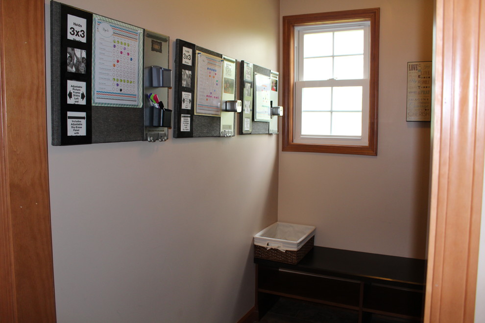 Example of a small transitional home design design in Chicago