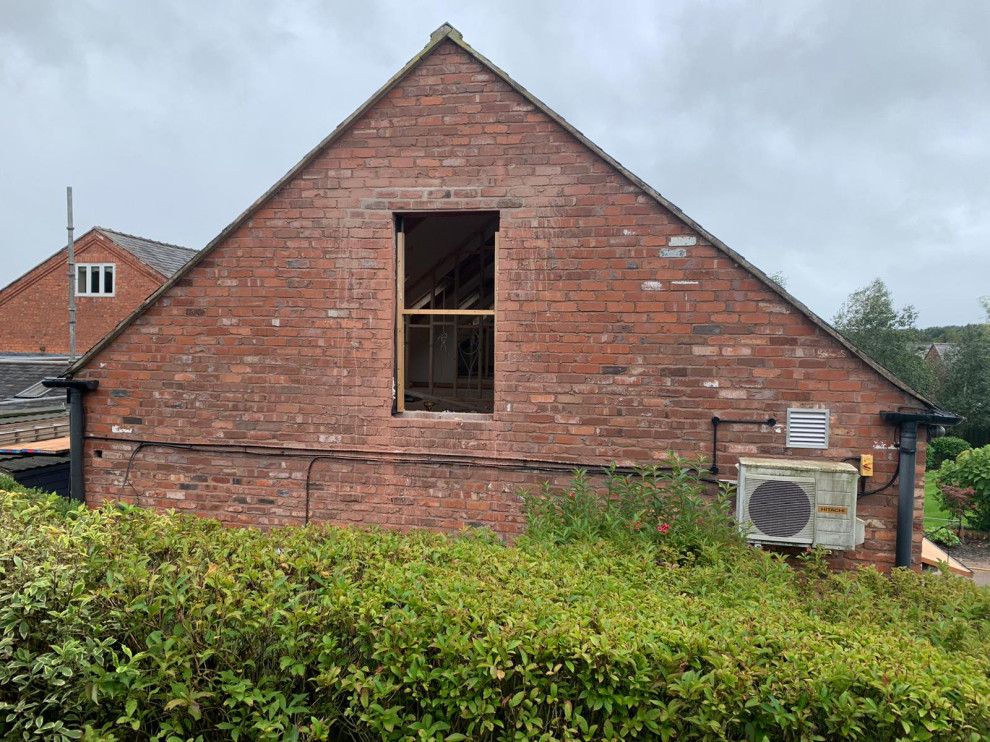 Garage Conversion to Man Pad