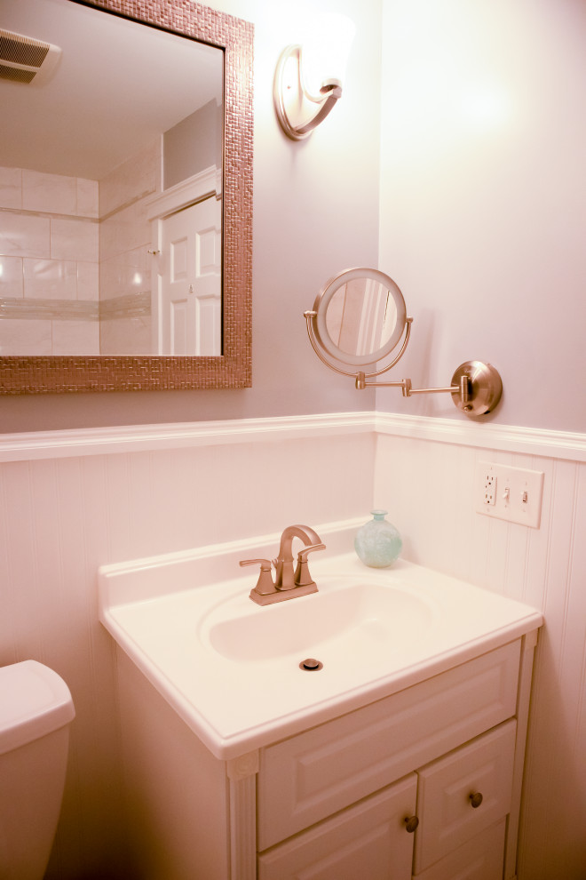 Guest Bathroom - Simple Elegance