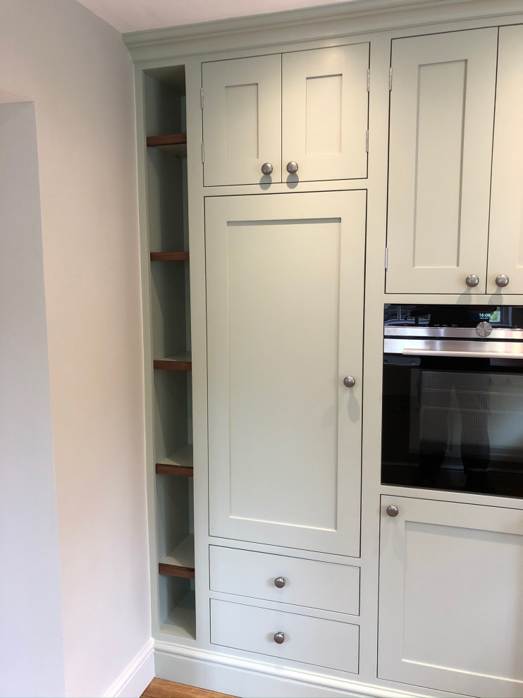 In Frame Shaker Kitchen