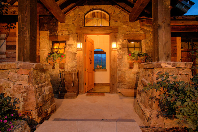 Front Entry mediterraneo-ingresso