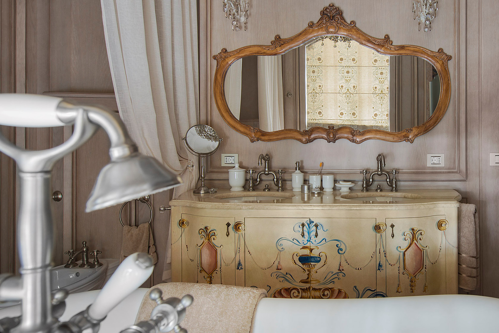 ДОМ В "DEAUVILLE"