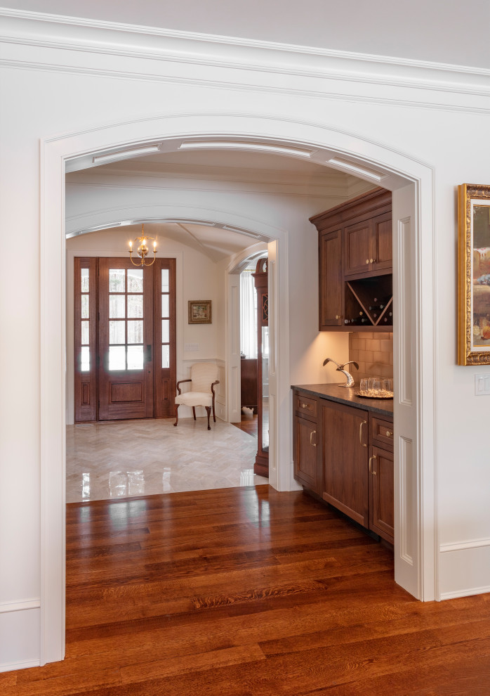 Entryway - transitional entryway idea in Boston
