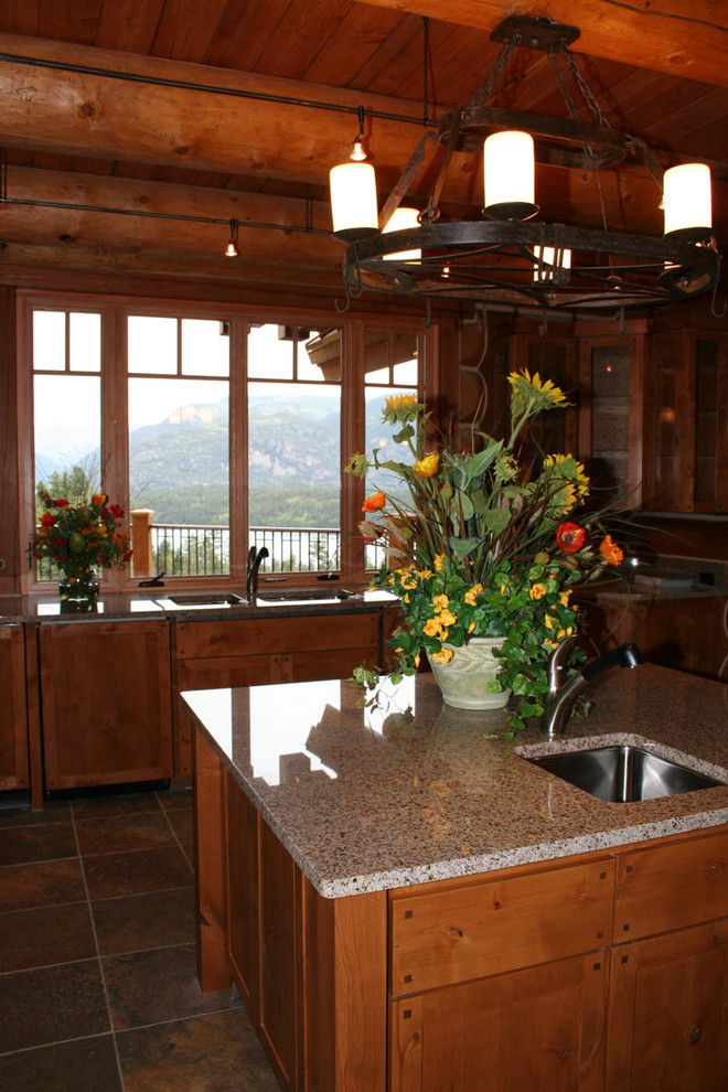 Mountain style kitchen photo in Seattle