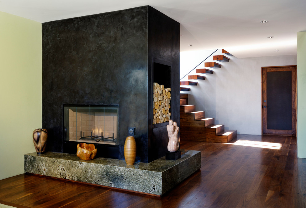 This is an example of a contemporary floating staircase in Los Angeles.