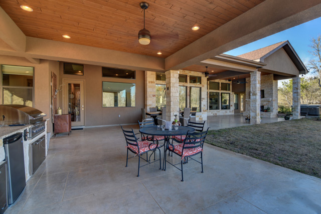 Anderson-Jenkins Signature Homes contemporary-courtyard