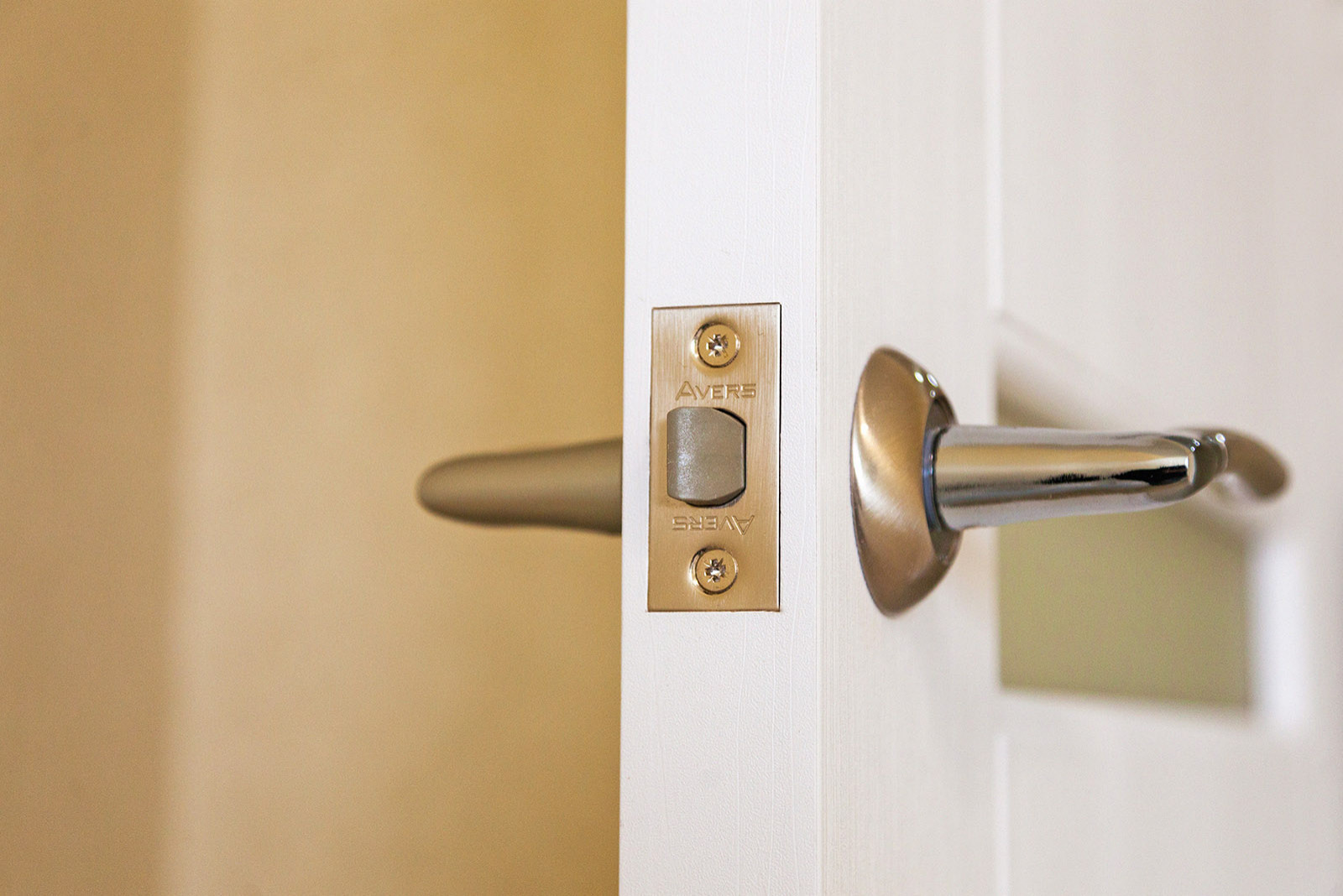 2-комнатная квартира на Челомея, 1