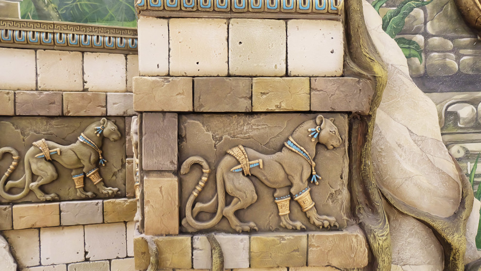 бассейн в стиле древних майя