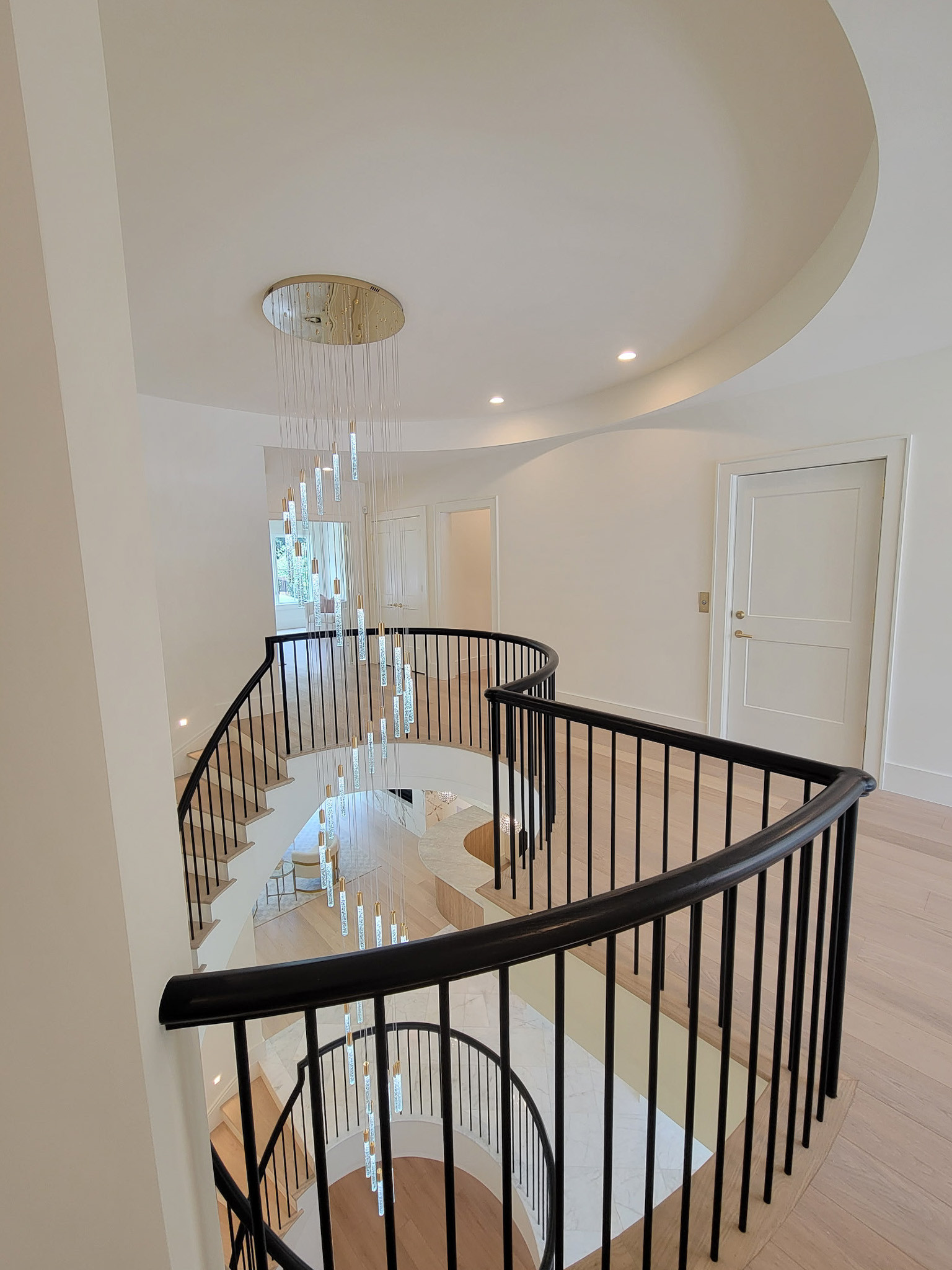 Project #158 | Contemporary Curved Staircase