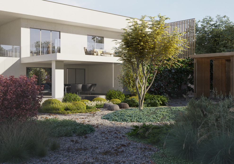 Современный небольшой сад в Воронежской области