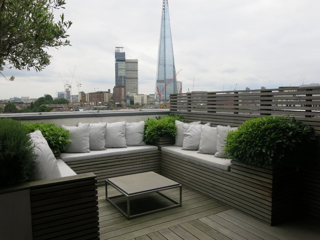 Rooftop in Bermondsey contemporary-deck