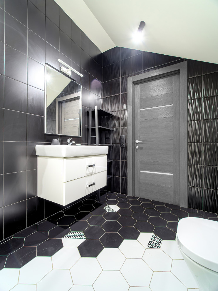 Ванная комната в черно-белых тонах