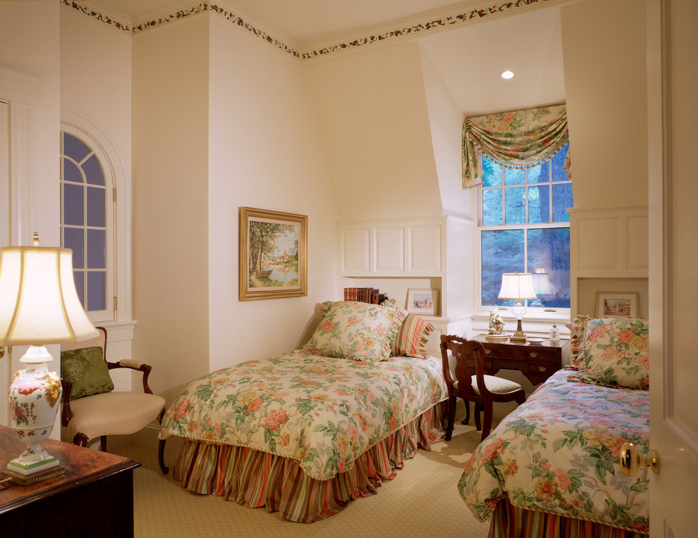 This is an example of a traditional bedroom in Providence.