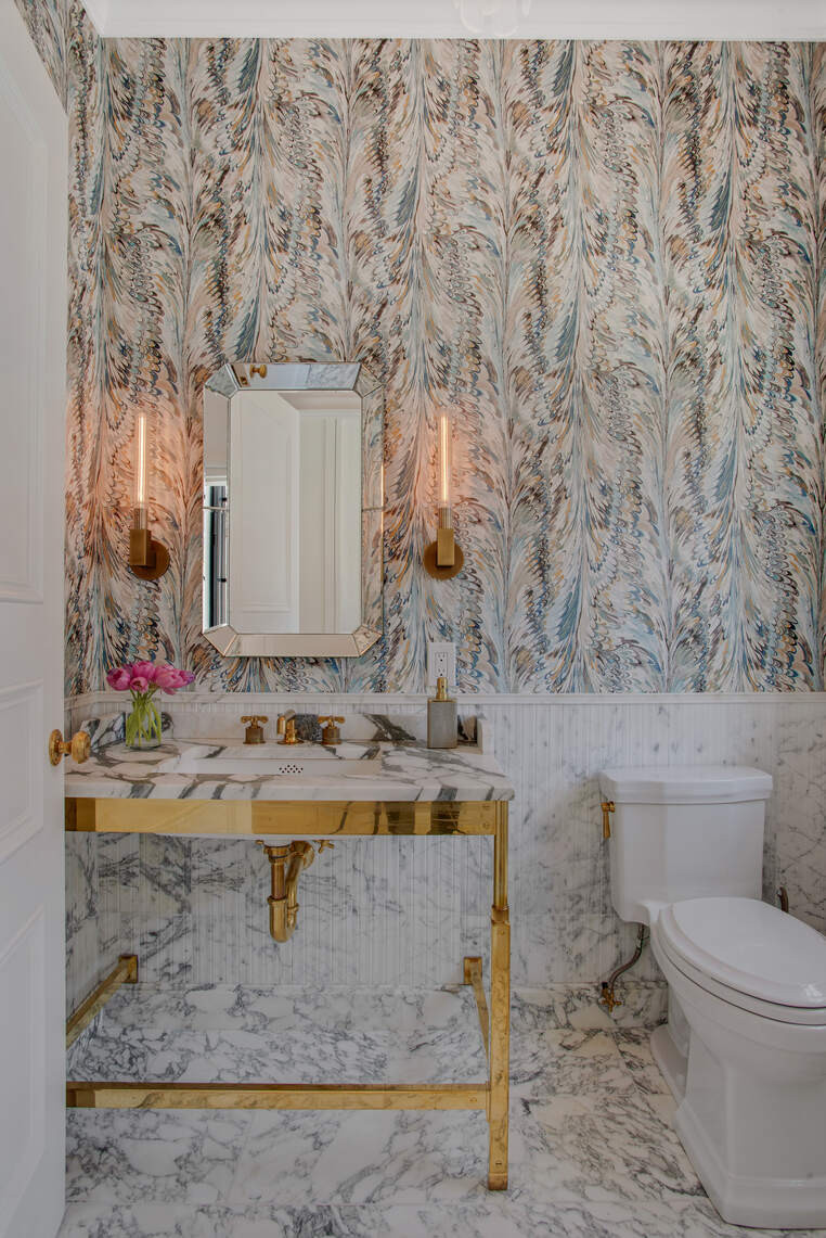 Example of a powder room design in New York