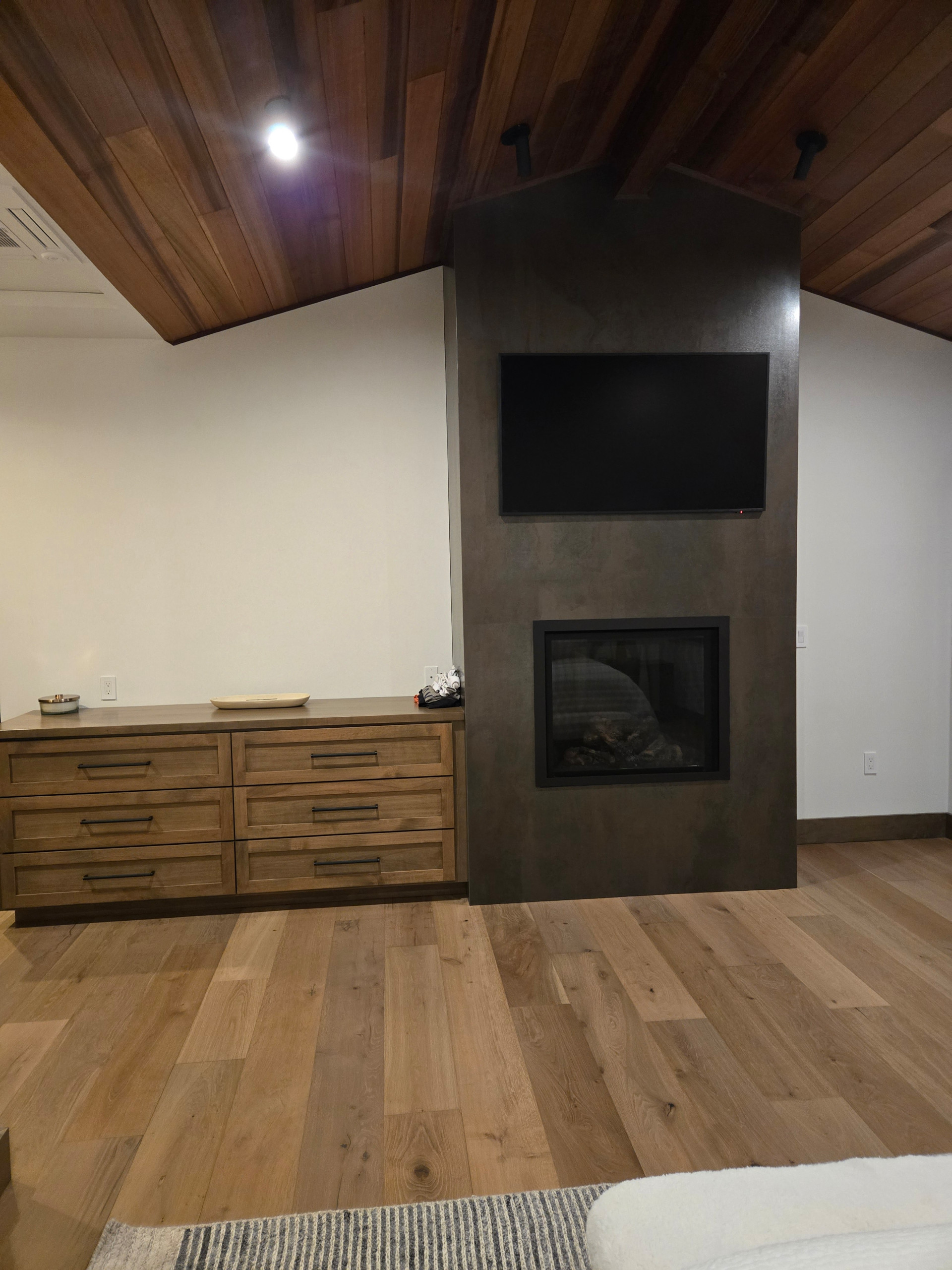 Modern Mountain- Nevada City