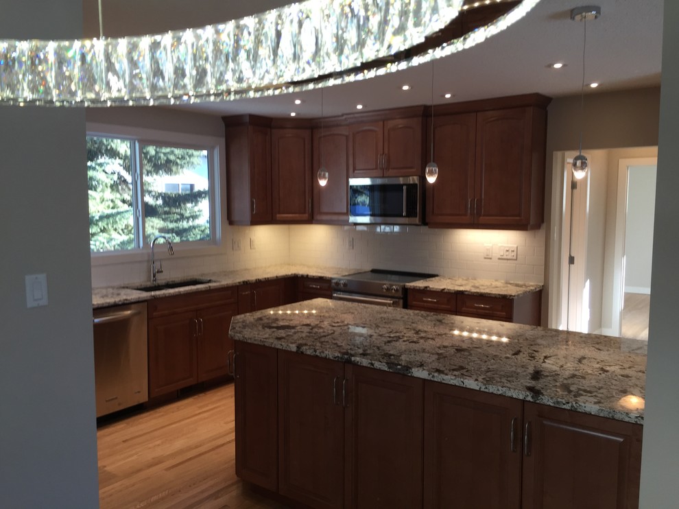 Transitional kitchen photo in Calgary