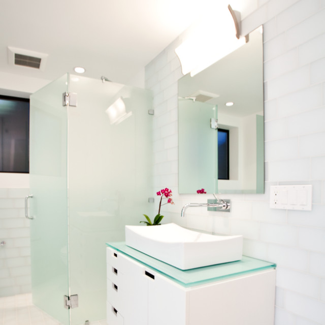 White Tile for Bathroom - Pure Silk Beach Tile 8x4 - Island Stone ...