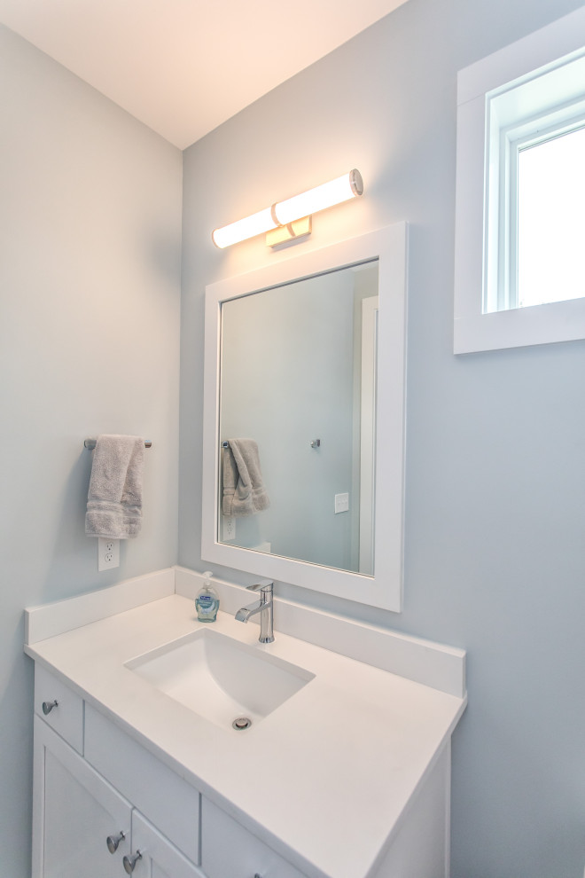 Home design - transitional home design idea