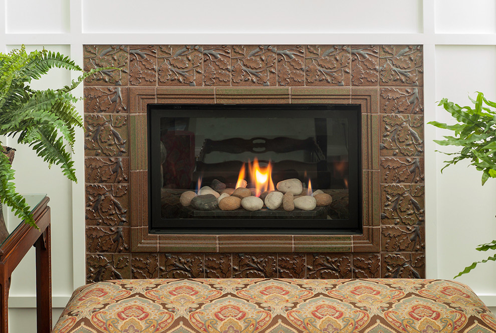Inspiration for a mid-sized transitional home design remodel in Minneapolis