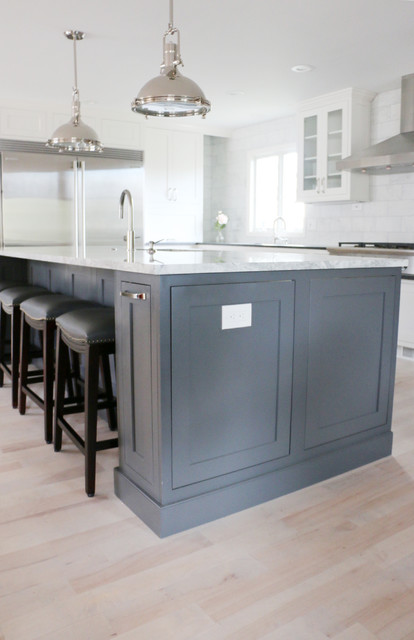 The Sandover Kitchen modern-kueche