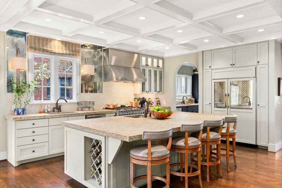 Leonard Rooms - Traditional - Kitchen - Nashville - by LAH Interiors