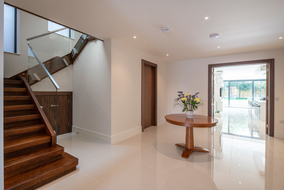 Design ideas for a mid-sized contemporary entry hall in London.