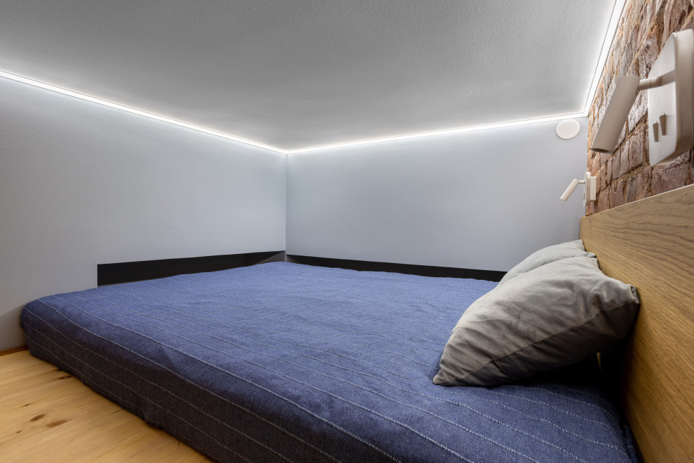 Объект в старом фонде на Таврической улице(г. Санкт-Петербург)