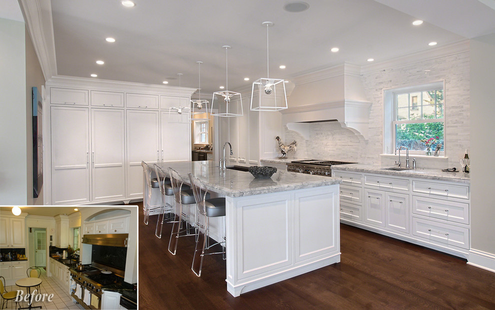 Transitional kitchen photo in Chicago