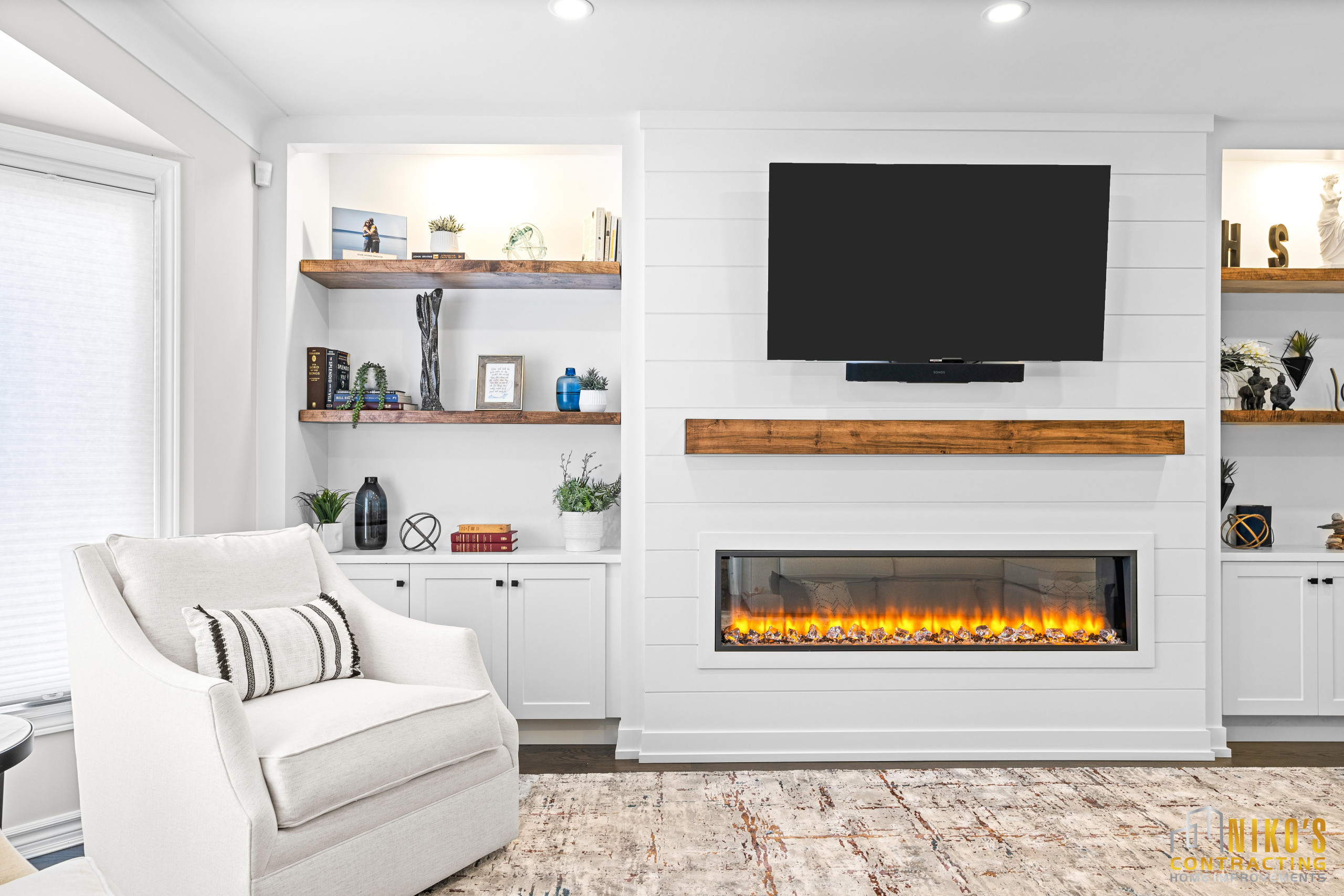 Example of a beach style living room design in Toronto