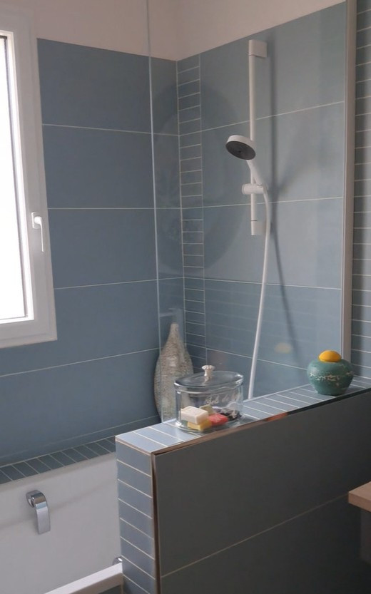 Création salle de bain d'amis dans une maison d'architecte.Région parisienne